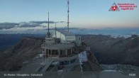 Archived image Webcam Corvatsch Ski Resort: Top Station 02:00