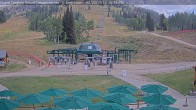 Archived image Webcam Grand Targhee Resort: Base Station Dreamcatcher 11:00