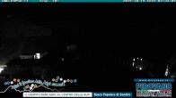 Archived image Webcam Albergo Quarto Pirovano, Passo Stelvio 01:00