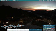 Archived image Webcam Albergo Quarto Pirovano, Passo Stelvio 06:00