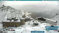 Archived image Webcam Albergo Quarto Pirovano, Passo Stelvio 09:00