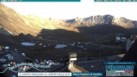 Archived image Webcam Passo Stelvio, Valle del Braulio 06:00