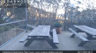 Archiv Foto Webcam Falls Creek: Cedarwood Apartments 05:00