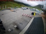 Archiv Foto Webcam Andermatt: Parkplatz Gemsstockbahn 19:00