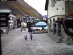 Archiv Foto Webcam Zermatt Kirchplatz 07:00