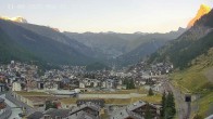 Archiv Foto Webcam Zermatt: Blick über das Dorf von Spiss 05:00