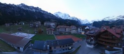 Archiv Foto Webcam Dorf Wengen in der Schweiz 06:00