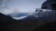 Archived image Webcam Leukerbad, Schwalbennest chairlift 05:00