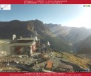 Archived image Webcam Primolo - Rifugio del Grande Camerini 07:00
