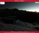 Archived image Webcam Primolo - Rifugio del Grande Camerini 05:00