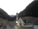 Archiv Foto Webcam Vent - Blick zur Kirche und den Stubaier Alpen 05:00