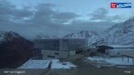 Archiv Foto Webcam Sölden: Bergstation Giggijochbahn 04:00
