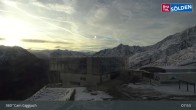 Archiv Foto Webcam Sölden: Bergstation Giggijochbahn 07:00