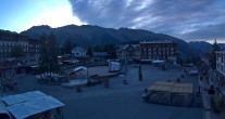 Archiv Foto Webcam Place d&#39;Auron 05:00