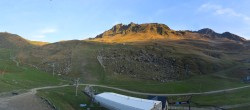Archiv Foto Webcam Grand Tourmalet - Pisten Grenouilles, Espade und Béarnais 07:00