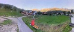 Archived image Webcam La Plagne - Base station chairlift Montchavin 07:00