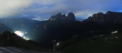 Archiv Foto Webcam Canazei - Col dei Rossi 03:00