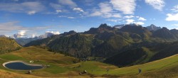 Archiv Foto Webcam Arabba Bec de Roces Hütte 15:00
