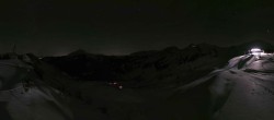 Archived image Webcam Châtel Rochassons: Mountain station 01:00