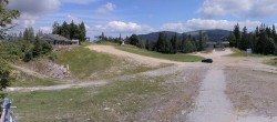 Archived image Webcam Les Tuffes - View at slopes 13:00