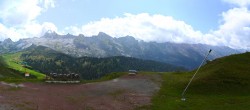 Archiv Foto Webcam Grand Bornand: Bergstation Maroly 11:00