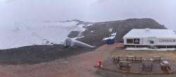 Archived image Webcam Les Deux Alpes (top station chairlift Glacier) 12:00