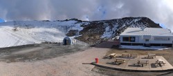 Archived image Webcam Les Deux Alpes (top station chairlift Glacier) 15:00