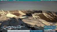 Archived image Webcam Trincerone View into the Valley 07:00