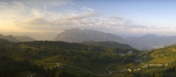 Archived image Webcam Tauplitz: Top Station Schneiderkogel Lift 06:00