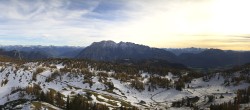 Archiv Foto Webcam Tauplitz: Blick Bergstation Schneiderkogel 13:00