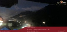 Archiv Foto Webcam Blick auf Neustift und Serles im Stubaital 03:00