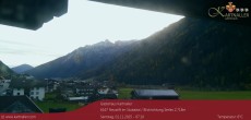 Archiv Foto Webcam Blick auf Neustift und Serles im Stubaital 06:00