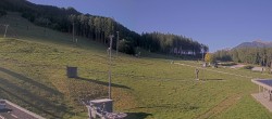 Archived image Webcam View from the Patscherkofel Base Station 08:00