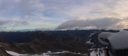 Archived image Webcam Austria&#39;s highest Café 07:00