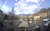Archiv Foto Webcam Bozen - Panorama Waltherplatz 07:00