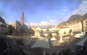 Archiv Foto Webcam Bozen - Panorama Waltherplatz 08:00