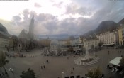 Archiv Foto Webcam Bozen - Panorama Waltherplatz 13:00