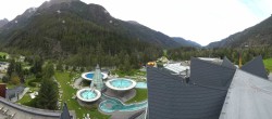 Archiv Foto Webcam Längenfeld: Blick auf Aqua Dome 15:00