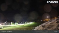 Archived image Webcam Livigno: View Snowfarm 00:00