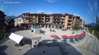 Archived image Webcam Revelstoke Mountain Resort: View Village 10:00