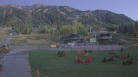 Archived image Webcam Base Sweetwater Teewinot Jackson Hole 05:00