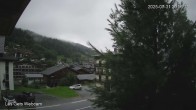 Archiv Foto Webcam Zentrum Les Gets - Blick zur Mont Chery Piste 05:00
