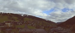 Archiv Foto Webcam Saalbach: Blick vom Alpinresort 13:00