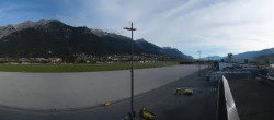Archiv Foto Webcam Flughafen Innsbruck 03:00
