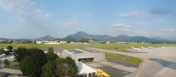 Archived image Webcam Panoramic view of Salzburg Airport 17:00
