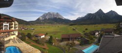Archiv Foto Webcam Hotel Post Lermoos: Zugspitze 11:00