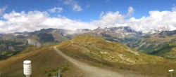 Archiv Foto Webcam Cervino Ski Paradise: Skigebiet Chamois 11:00