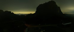 Archived image Webcam Val Gardena: Top station Ciampinoi 23:00