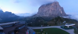 Archived image Webcam Val Gardena: Top station Ciampinoi 05:00