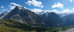 Archived image Webcam Grindelwald First midway station 13:00